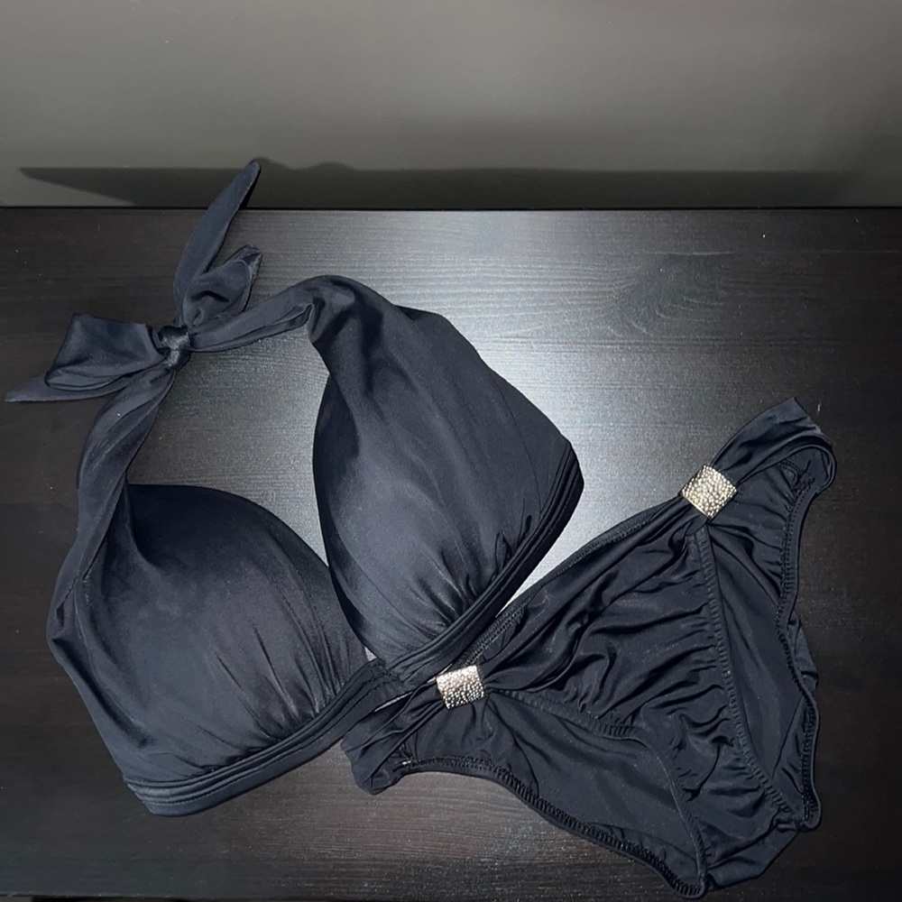 Black Bikini